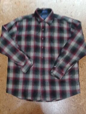 Pendleton Men's Red/Green/Black Wool Plaid Button-Down Shirt Size L